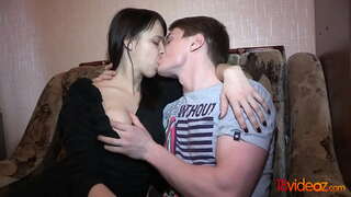 18videoz - Ман медонистам, ки он возражала бар зидди чунин тағйирот дар нақшаҳои