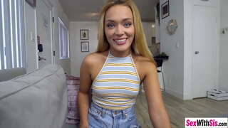 Hot красотка наслаждалась минетом ва траханием дар киску