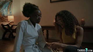 ���हान titted काळे teens पराभव आणि वादयांवरून बोटे फिरवण्याचे कौशल्य, प्रत्येक इतर