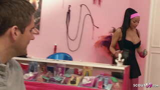 ���ัวนมใหญ่และก้นสลาติน่าเป็นวัยรุ่นหลอกต้องรุนแรงช่างงงานกันก่อน