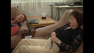 JuliaReavesProductions - Лудер Hausfrauen - сцена срака мастурбация 4 пинал пудо, курбон сётон ӝӧкез ебаный