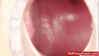 Store naturlige boobies Modne Sabrina ekkel gynekolog avtale