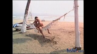 Η τζίνα είναι ένα υπαίθριο κορίτσι