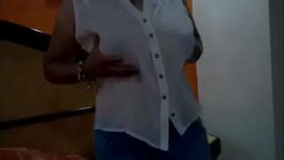 Mugitzen duzun bezala boobs nire emaztea