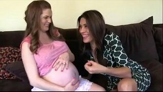 2 мамочки oynayır