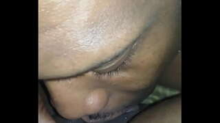 вылизываю öz pussy