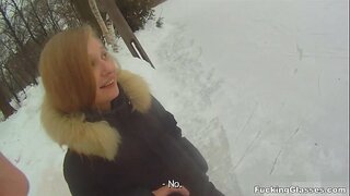 Kurva, Brýle - To malinký nemusí být nejlepší bruslař v zemi