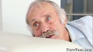 מתוק נוער זיין קשה