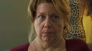 ��� பாட்டி சவாரிகள் ஒரு பொங்கி எழும் boner