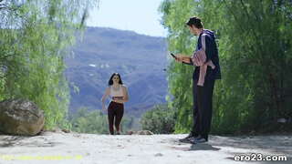 ɻ�色头发的运动的宝贝具有性别与教练