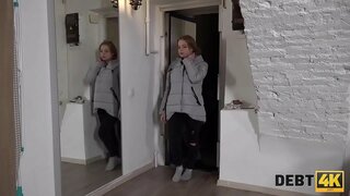 DEBT4k. התינוק לא יכול לשלם את החוב עבור ציצים גדולים, אז מסי היה זיין קשה