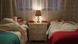 לסביות עדין כיף בין ג ' ינג ' ית ואני בחורה בלונדינית.