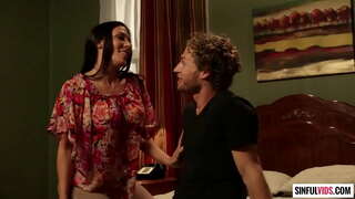 Возбужденная esmer Rachel Starr tibb bacısı bərk rod yaradır, 69, əvvəl onun обрызгивают спермой