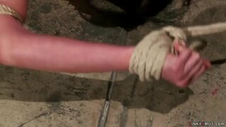 בגד ציצים גדולים בלונדינית אשתו דובדבן קרוע קשרים ובדיחות קטנות עם ברונטית אסיאתית מעסה מי שיש לו רומן עם בעלה ואז אנאלי מזיין אותה