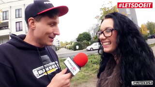 LETSDOEIT - Лілі Фокс - Дражніла Хлопцы Знайшлі Новую Дзяўчыну Для Сваёй Новай Сцэны